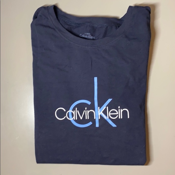 Women’s Calvin Klein Tee - Picture 2 of 3